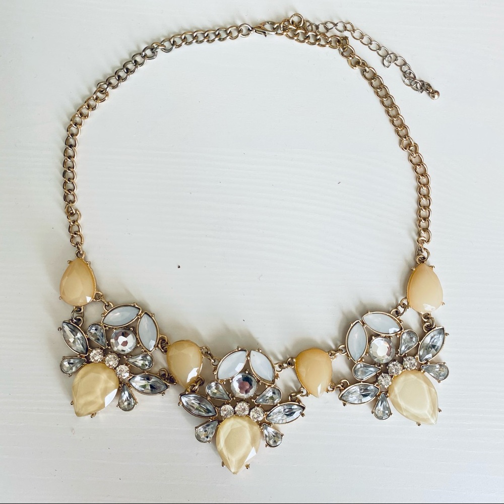 Charming Charlie | Ivory Statement Necklace